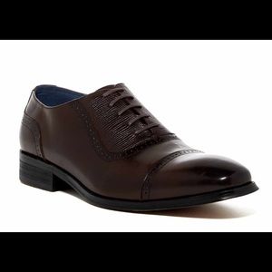 Woodbury snake embossed Oxford